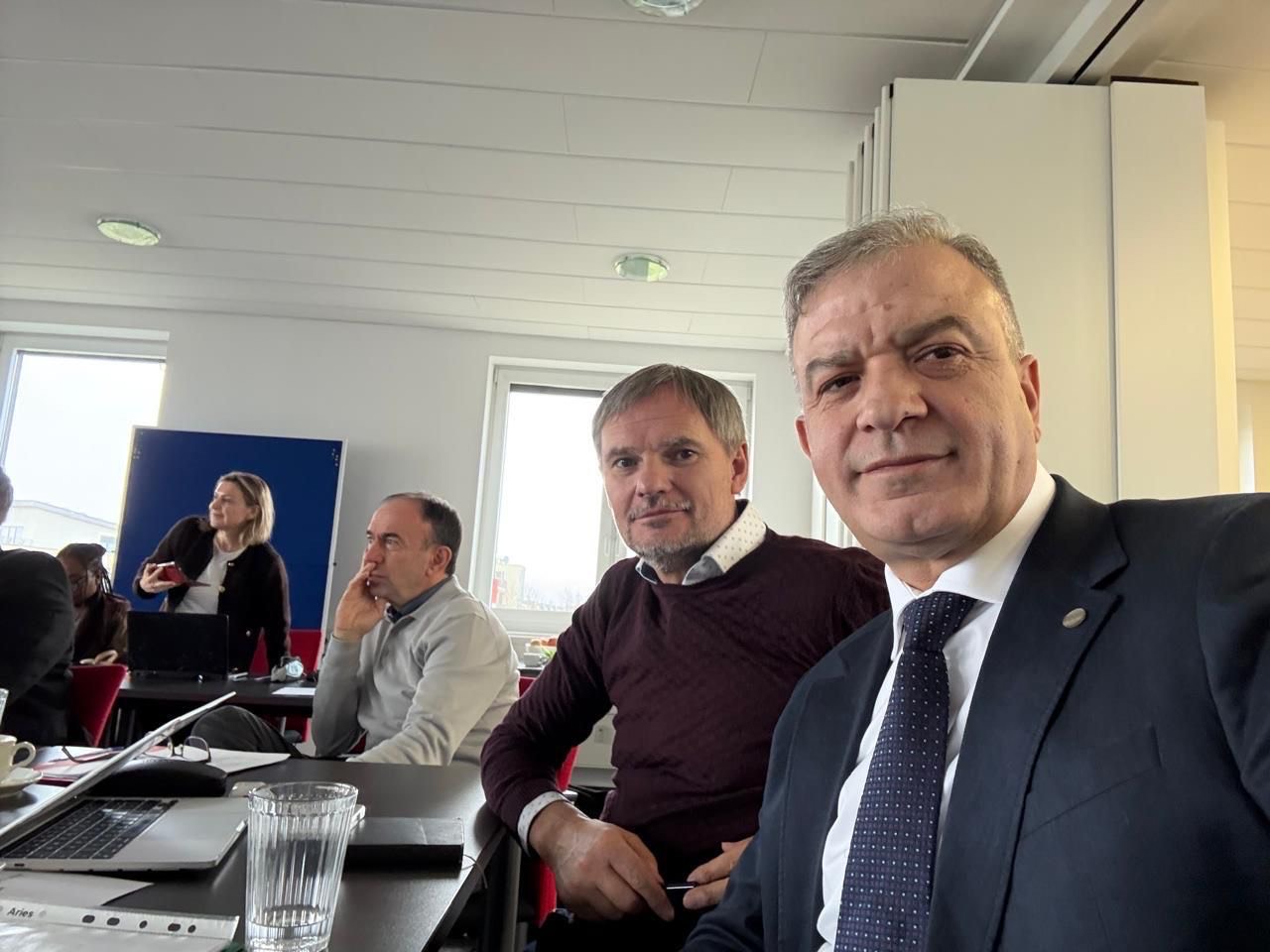 430288e9-1b22-4780-b4b2-5ab2b4937000